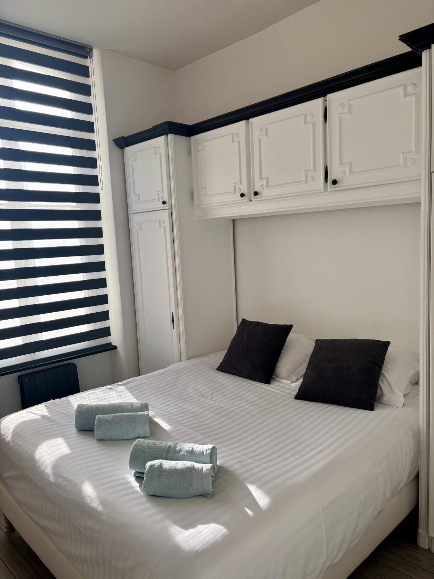 Villa Xixe Vue Mer 迪纳尔 外观 照片