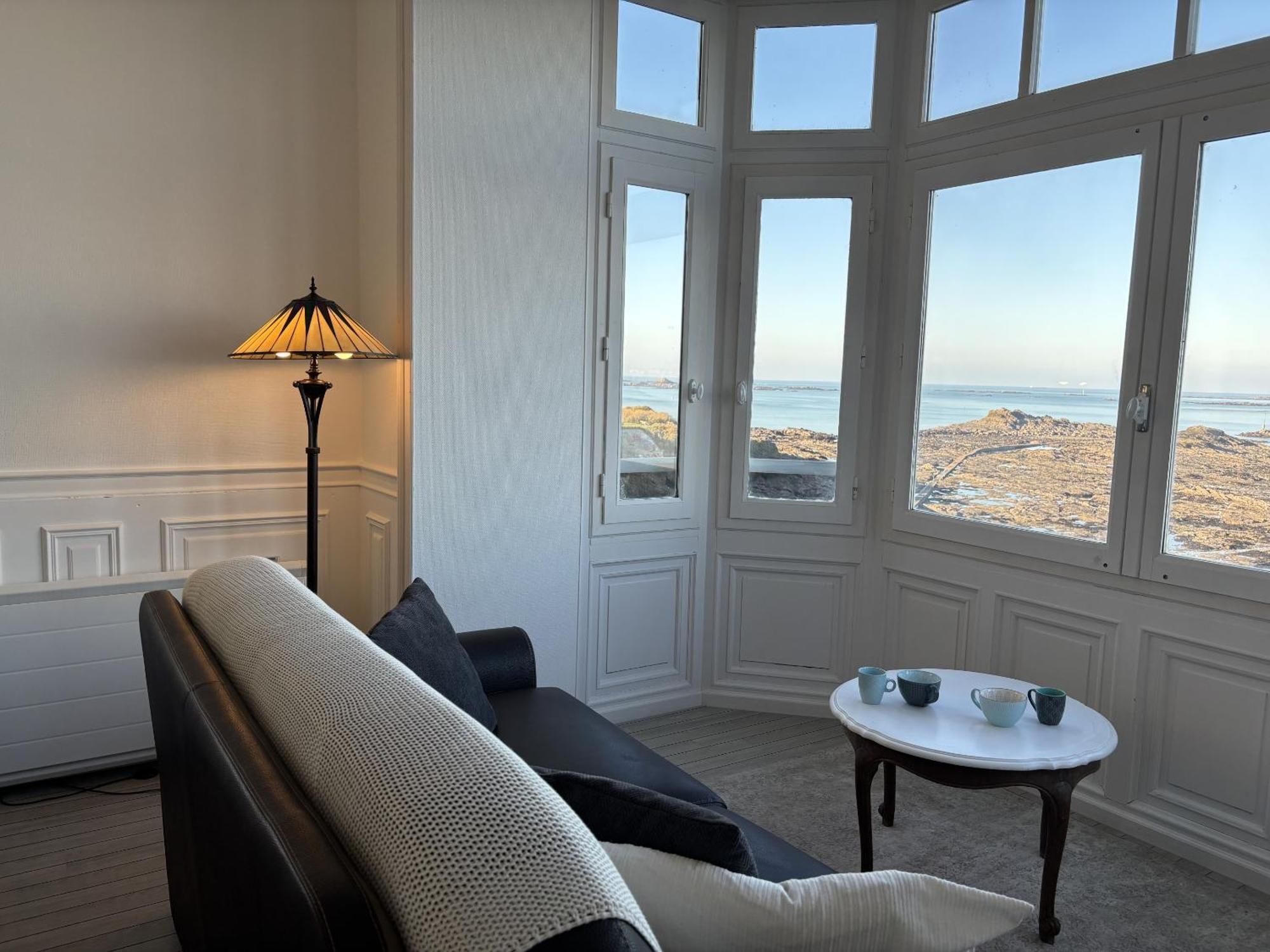 Villa Xixe Vue Mer 迪纳尔 外观 照片