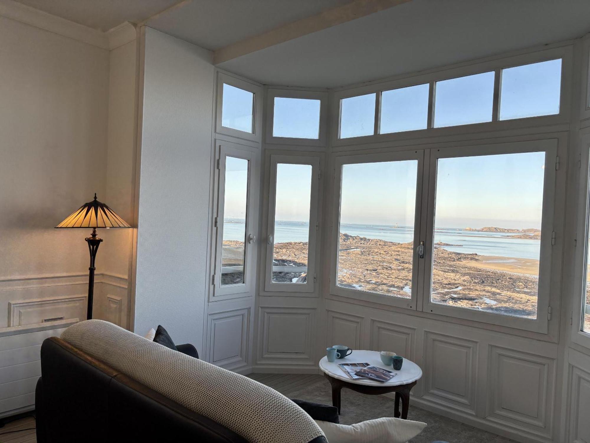 Villa Xixe Vue Mer 迪纳尔 外观 照片
